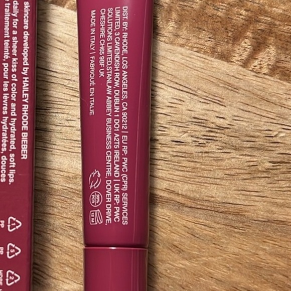 RHODE Raspberry Jelly Peptide Lip Tint - Picture 5 of 5